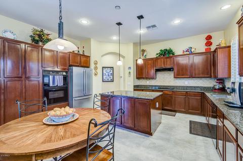 418 E Phelps St, Gilbert, AZ 85295 photo 3