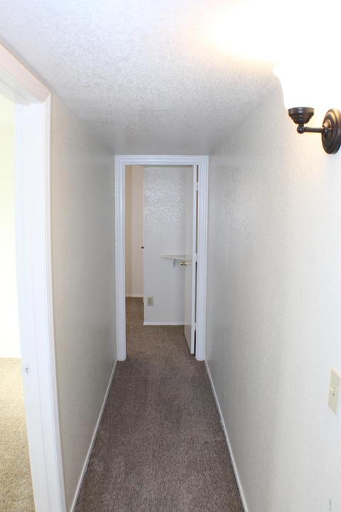 327 E Desert Ln, Gilbert, AZ 85234 photo 20