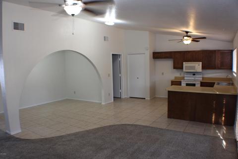 327 E Desert Ln, Gilbert, AZ 85234 photo 27