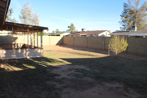 327 E Desert Ln, Gilbert, AZ 85234 photo 35