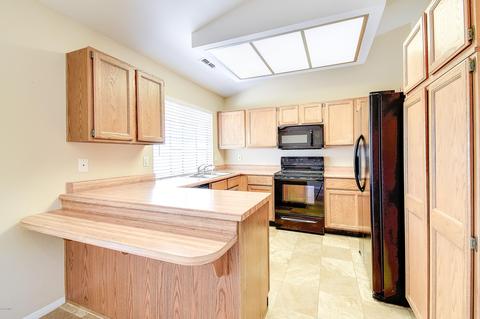 9423 E Fairway Cir, Mesa, AZ 85207 photo 5