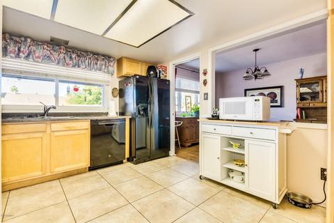 2042 E Donner Dr, Tempe, AZ 85282 photo 11