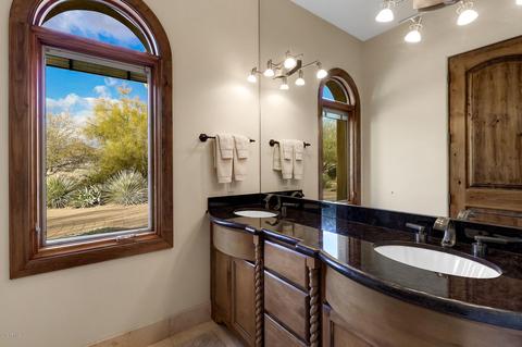 8113 Echo Canyon St, Mesa, AZ 85207 photo 17