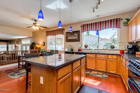 563 E Baylor Ln, Gilbert, AZ 85296 photo 11