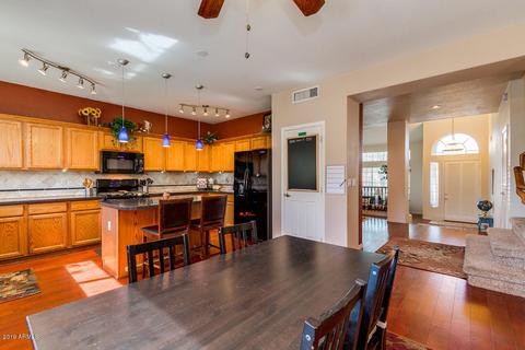563 E Baylor Ln, Gilbert, AZ 85296 photo 10