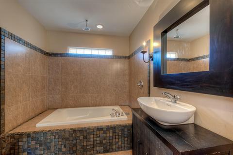 6818 N 14th Pl, Phoenix, AZ 85014 photo 8