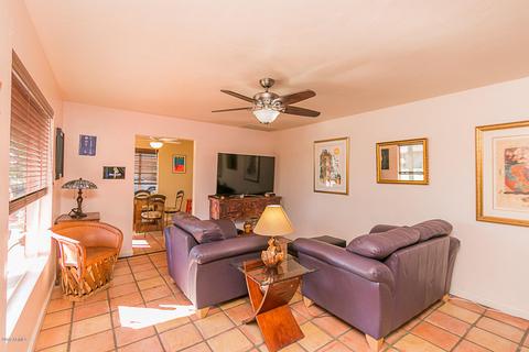 2924 E Pinchot Ave, Phoenix, AZ 85016 photo 5