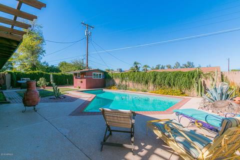 2924 E Pinchot Ave, Phoenix, AZ 85016 photo 2