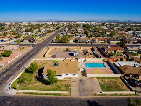 3852 W Avalon Dr, Phoenix, AZ 85019 photo 4