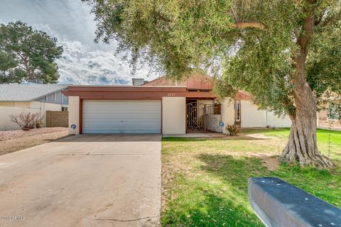 2737 E Corrine Dr, Phoenix, AZ 85032 photo 1