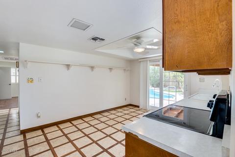 2737 E Corrine Dr, Phoenix, AZ 85032 photo 11