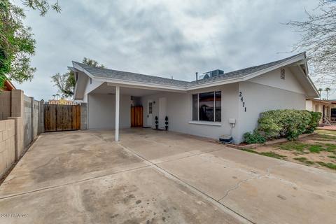 2471 E Pebble Beach Dr, Tempe, AZ 85282 photo 1