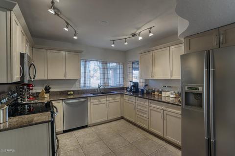19 W Pershing Ave, Phoenix, AZ 85029 photo 8