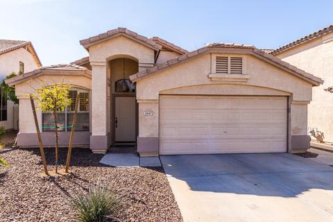 3947 E Potter Dr, Phoenix, AZ 85050 photo 1