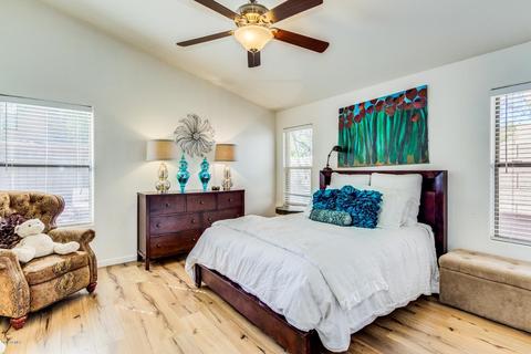 3947 E Potter Dr, Phoenix, AZ 85050 photo 9