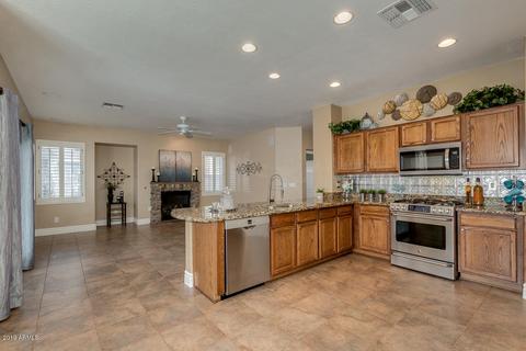 1569 E Cassia Ct, Gilbert, AZ 85298 photo 7