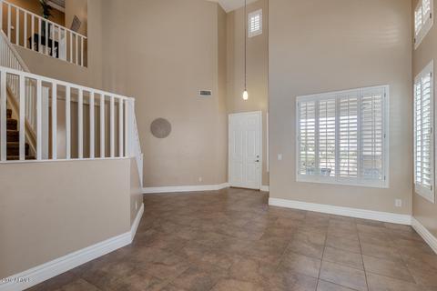 1569 E Cassia Ct, Gilbert, AZ 85298 photo 6