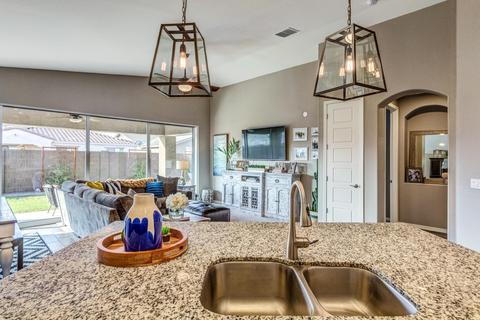 10228 E Theorem Dr, Mesa, AZ 85212 photo 5