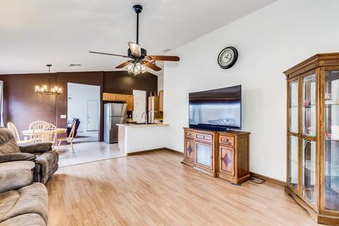 1076 E Yuma Ave, Apache Junction, AZ 85119 photo 7