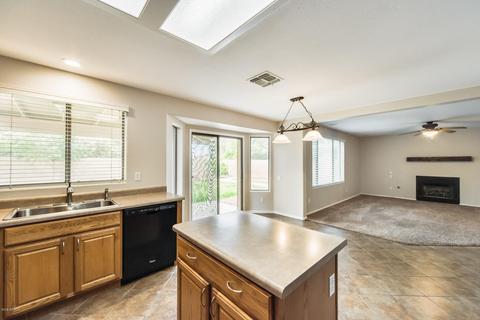 2462 S Lynch Ave, Mesa, AZ 85209 photo 13