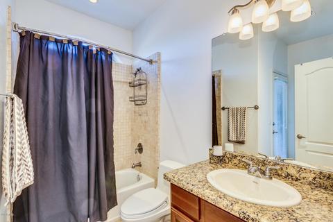 2867 E Pinchot Ave, Phoenix, AZ 85016 photo 11