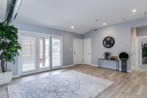 3214 E Clarendon Ave, Phoenix, AZ 85018 photo 7