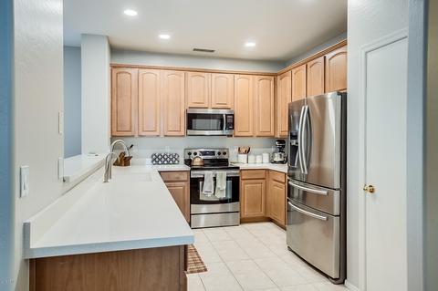 10246 E Kiva Ave, Mesa, AZ 85209 photo 4