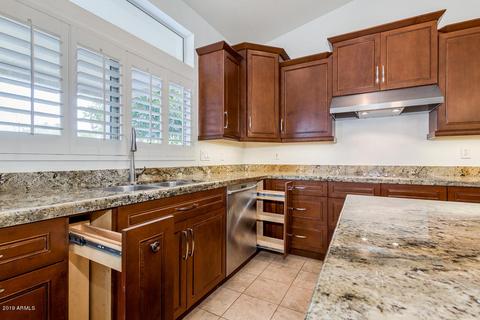 1232 N Jackson St, Gilbert, AZ 85233 photo 3