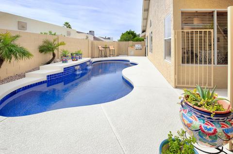 931 E Annette Dr, Phoenix, AZ 85022 photo 2