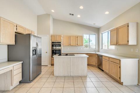 1726 E Crocus Dr, Phoenix, AZ 85022 photo 3