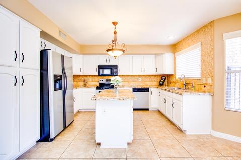2121 E Cathedral Rock Dr, Phoenix, AZ 85048 photo 9