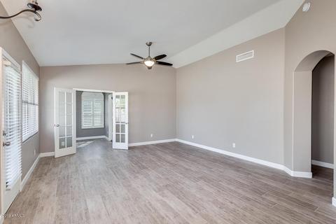 1723 E Morgan Ct, Gilbert, AZ 85295 photo 9