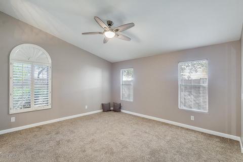 1723 E Morgan Ct, Gilbert, AZ 85295 photo 11
