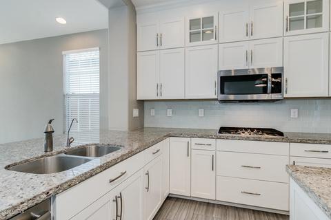 650 W Cantebria Dr, Gilbert, AZ 85233 photo 16