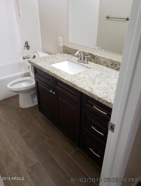 7014 W Avalon Dr, Phoenix, AZ 85033 photo 9