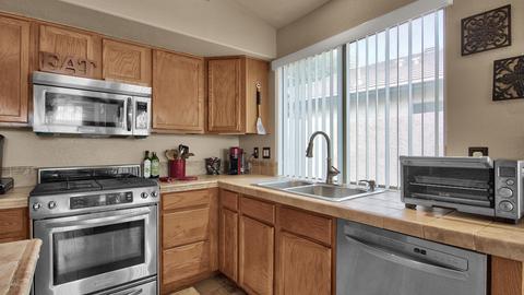 4359 E Lone Cactus Dr, Phoenix, AZ 85050 photo 11