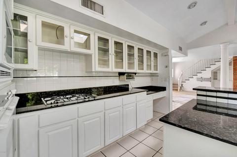 9 E Lamar Rd, Phoenix, AZ 85012 photo 8