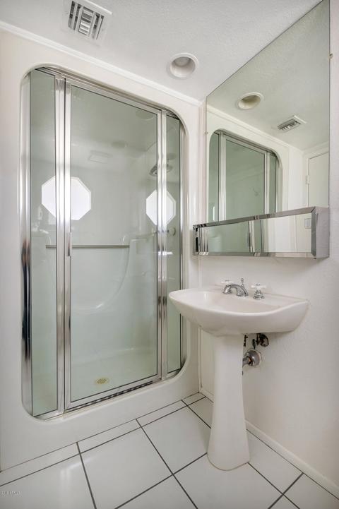 9 E Lamar Rd, Phoenix, AZ 85012 photo 20