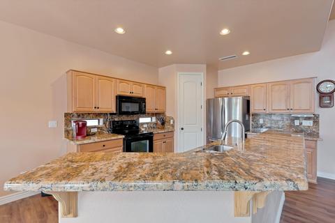 882 S Del Rio Ct, Apache Junction, AZ 85120 photo 8