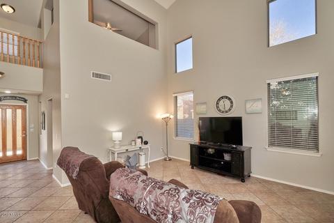 3894 E Parkview Dr, Gilbert, AZ 85295 photo 4