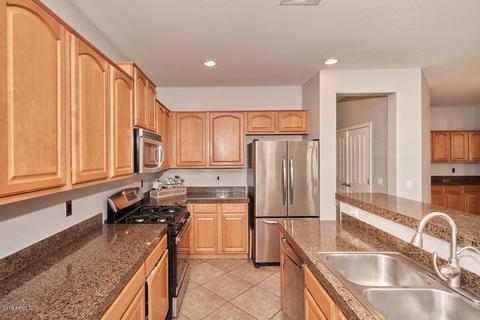 3894 E Parkview Dr, Gilbert, AZ 85295 photo 8
