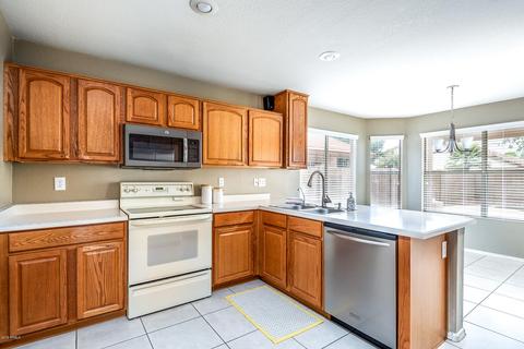 2296 E Pinto Dr, Gilbert, AZ 85296 photo 8