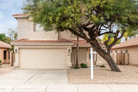 2296 E Pinto Dr, Gilbert, AZ 85296 photo 2