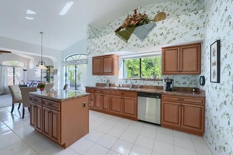 2440 E Cholla St, Phoenix, AZ 85028 photo 10