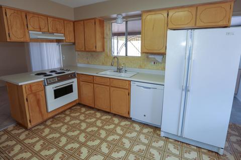 1363 S Main Dr, Apache Junction, AZ 85120 photo 3
