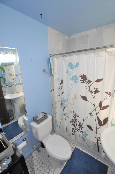4218 N 4th Ave NW, Phoenix, AZ 85013 photo 9