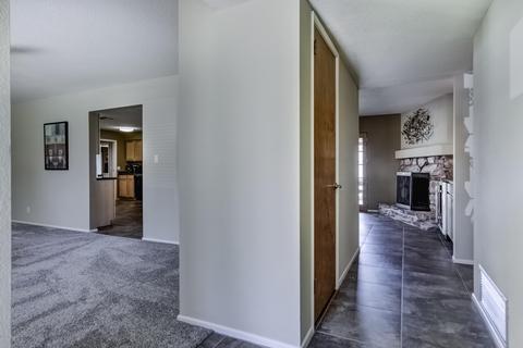 332 E Geneva Dr, Tempe, AZ 85282 photo 4