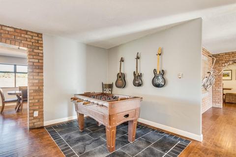 2926 E Turquoise Dr, Phoenix, AZ 85028 photo 7
