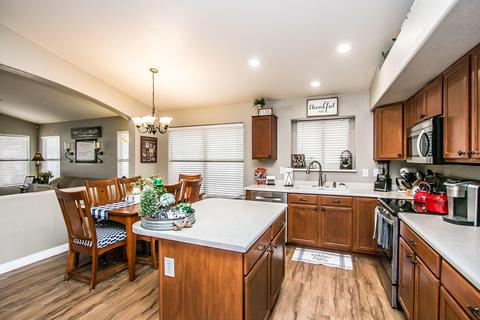 2084 E Willow Wick Rd, Gilbert, AZ 85296 photo 13