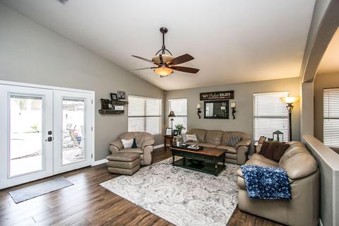 2084 E Willow Wick Rd, Gilbert, AZ 85296 photo 7